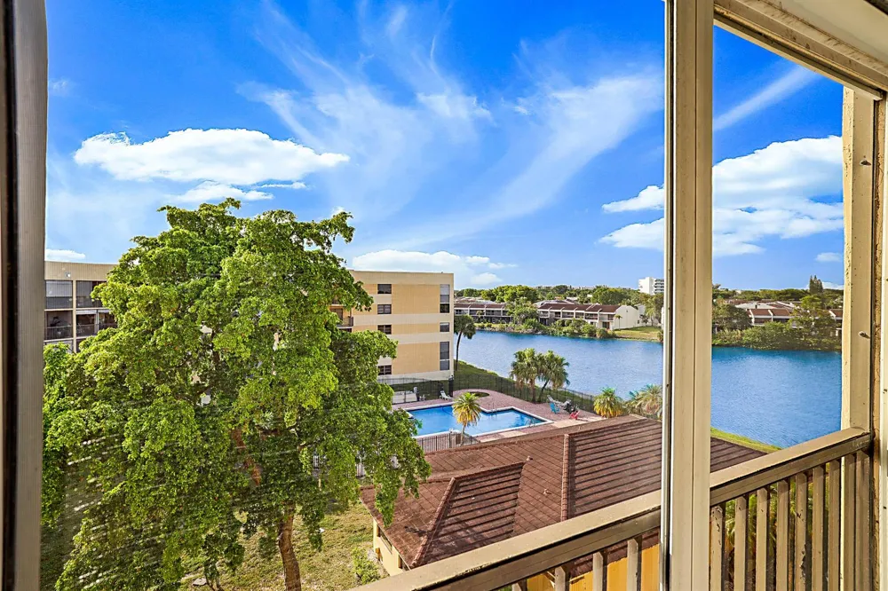 6475 W OAKLAND PARK BOULEVARD #505 Lauderhill, FL 33313