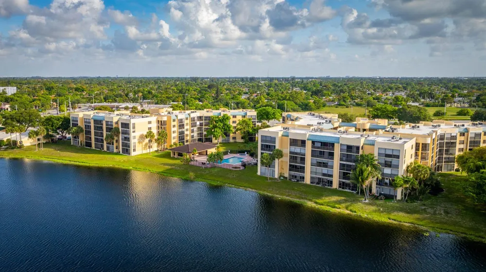6475 W OAKLAND PARK BOULEVARD #505 Lauderhill, FL 33313