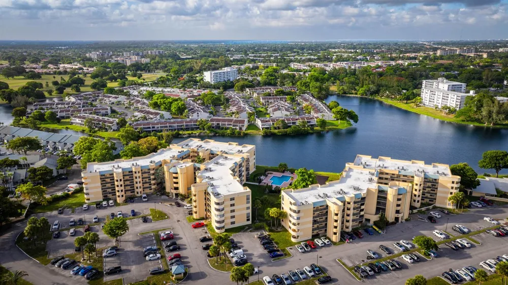 6475 W OAKLAND PARK BOULEVARD #505 Lauderhill, FL 33313