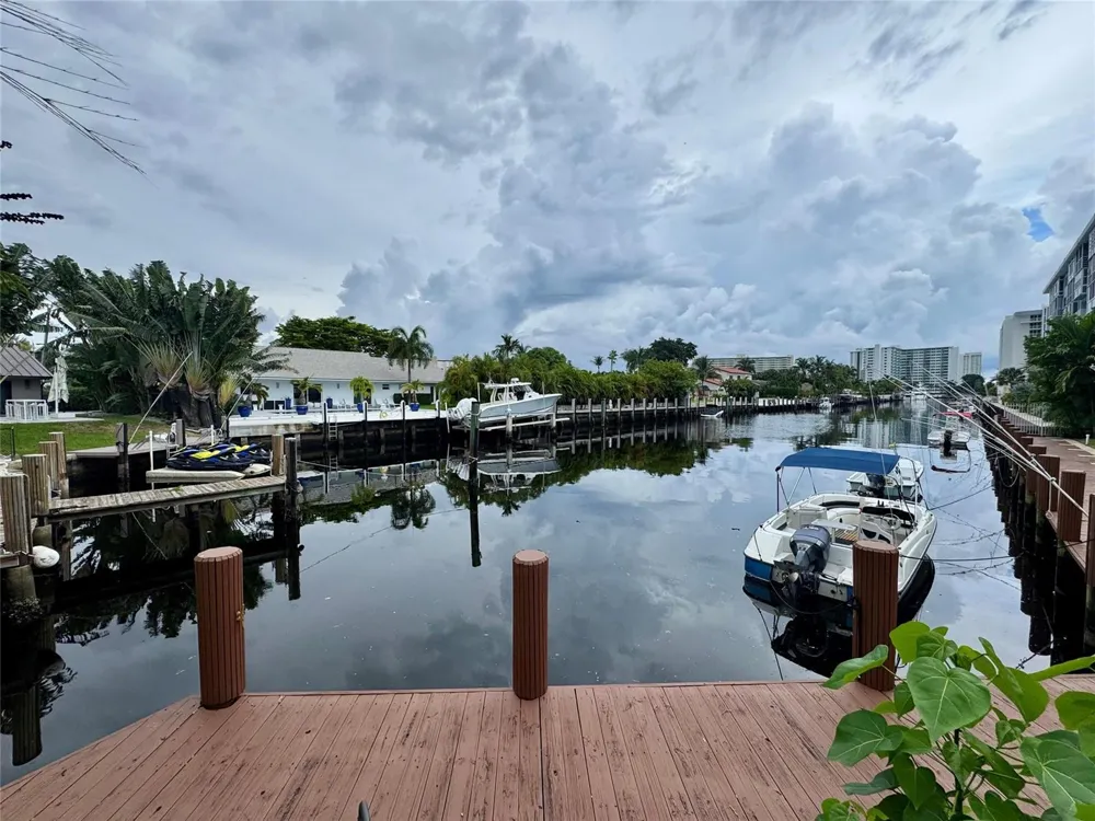 2801 NE 33RD COURT #206 Fort Lauderdale, FL 33306