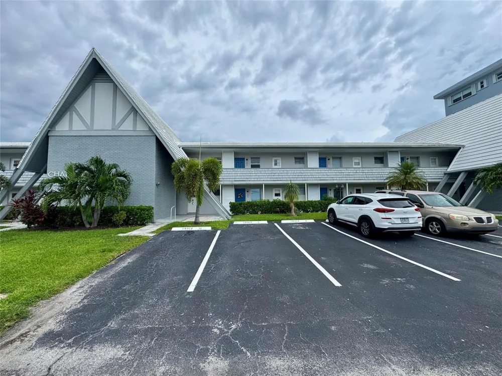 2801 NE 33RD COURT #206 Fort Lauderdale, FL 33306