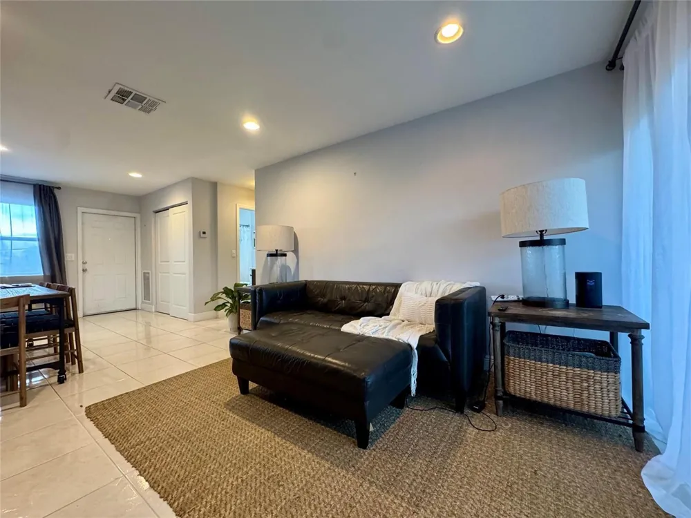 2801 NE 33RD COURT #206 Fort Lauderdale, FL 33306