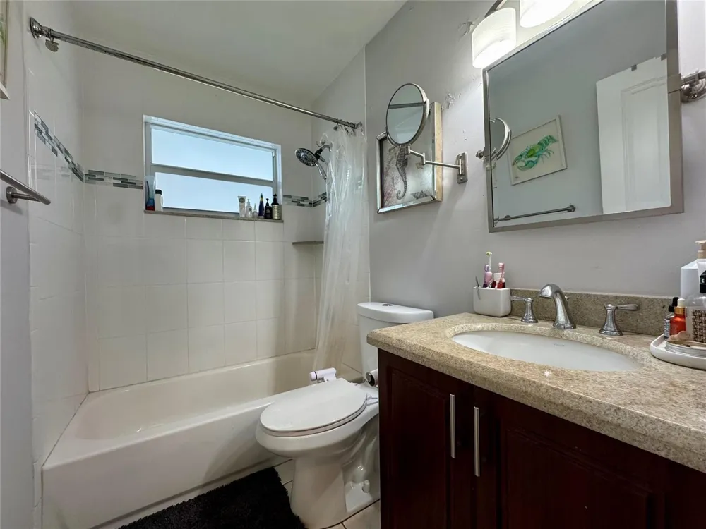 2801 NE 33RD COURT #206 Fort Lauderdale, FL 33306