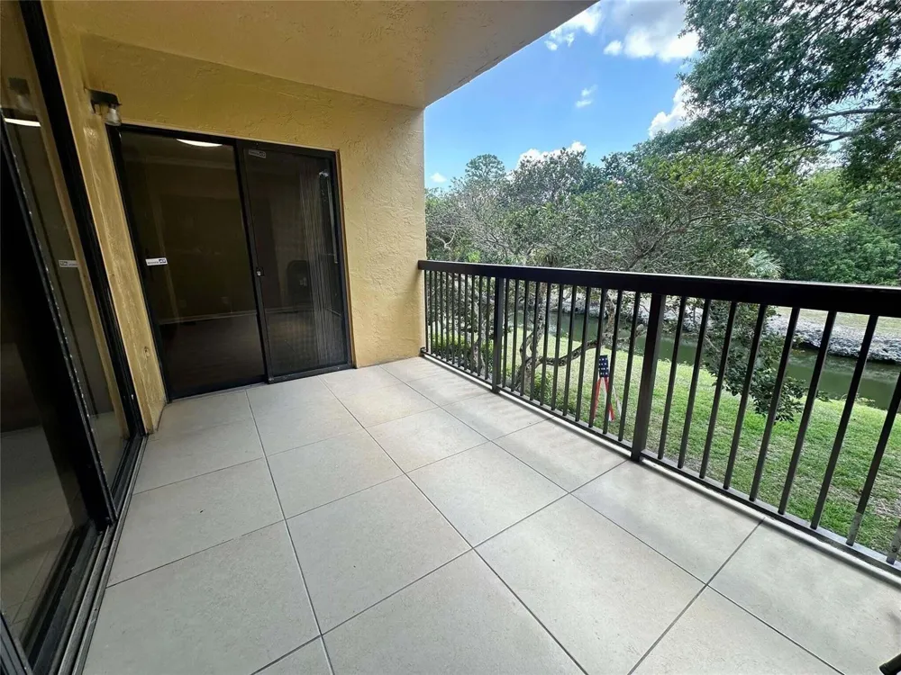 5701 RIVERSIDE DRIVE #205B6 Coral Springs, FL 33067
