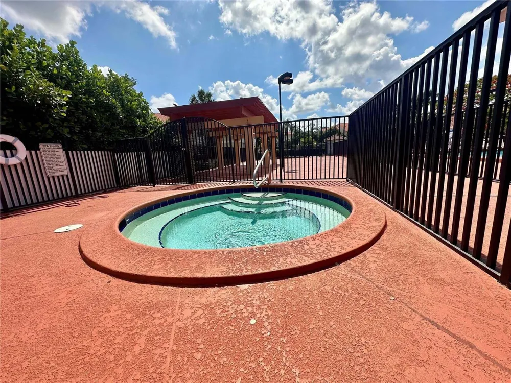 5701 RIVERSIDE DRIVE #205B6 Coral Springs, FL 33067
