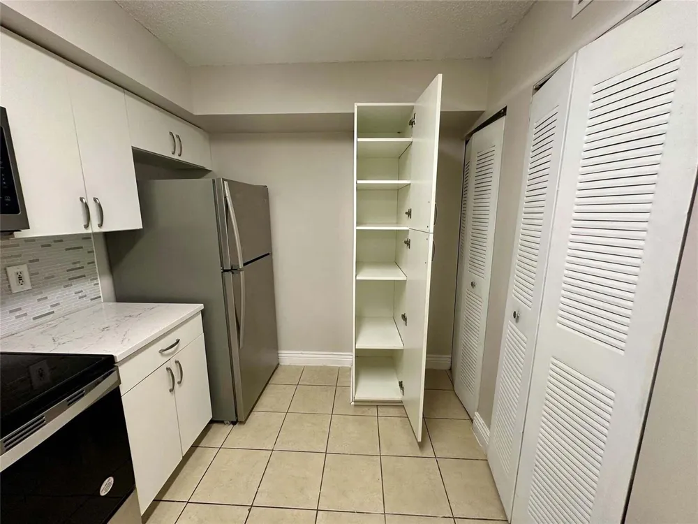 5701 RIVERSIDE DRIVE #205B6 Coral Springs, FL 33067