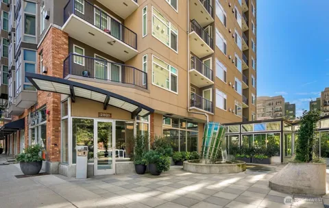 2801 1st Avenue #705