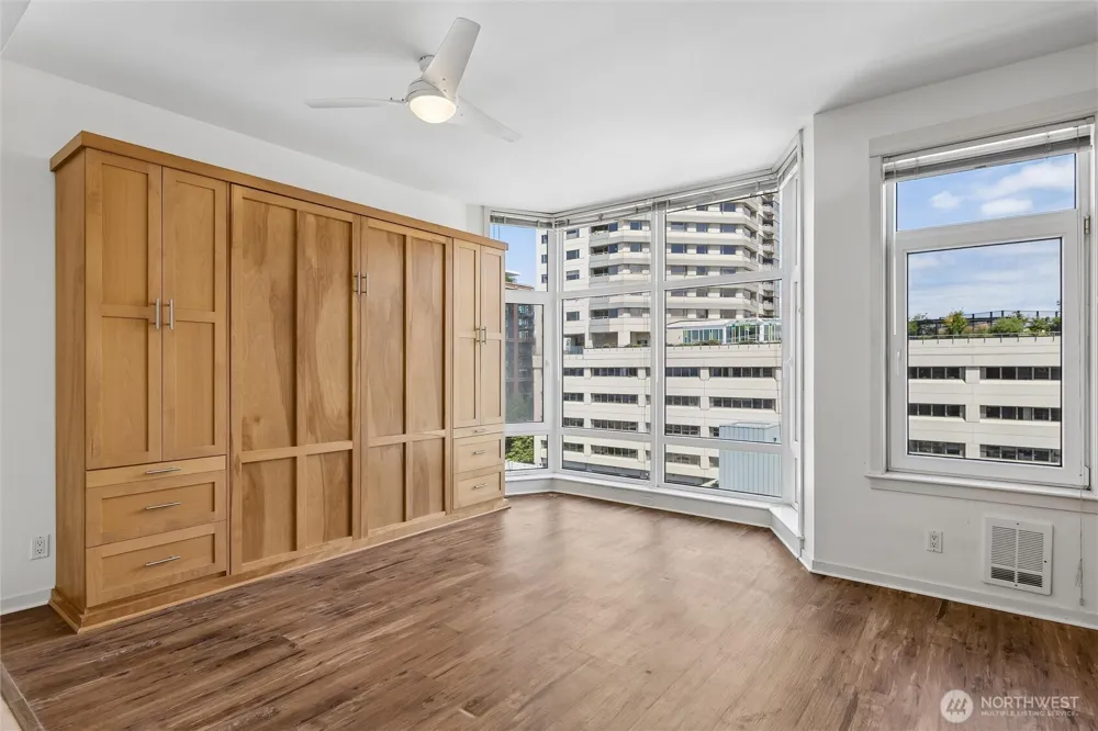 2801 1st Avenue #705 Seattle, WA 98121
