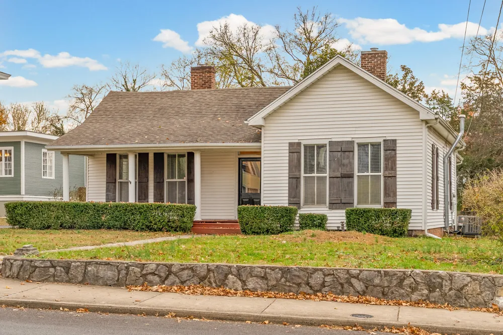 2120 S Main St Hopkinsville, KY 42240
