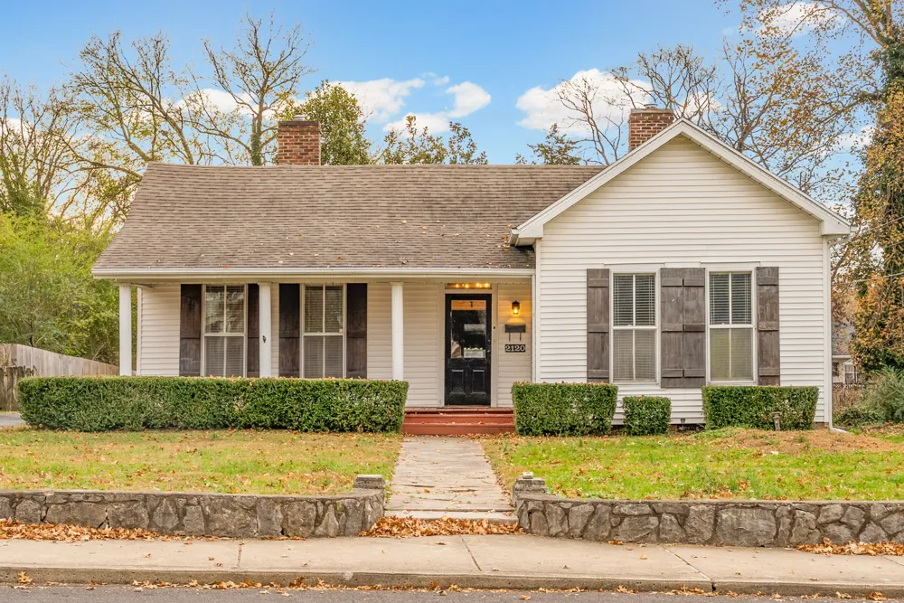 2120 S Main St Hopkinsville, KY 42240