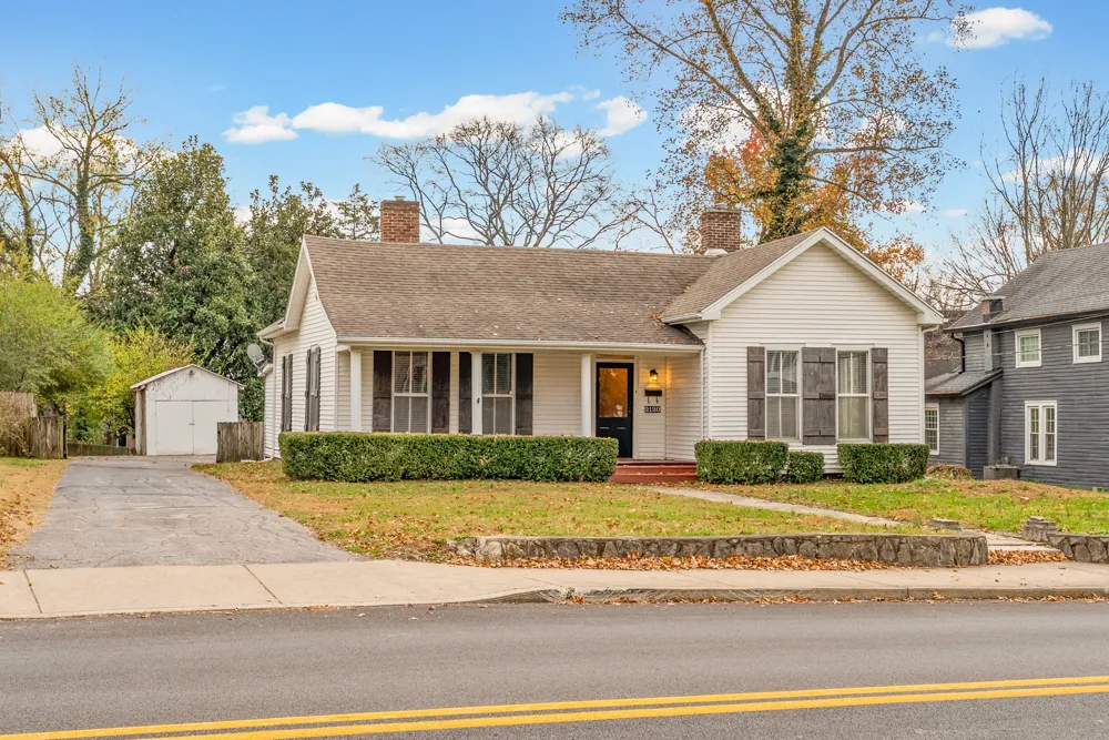 2120 S Main St Hopkinsville, KY 42240