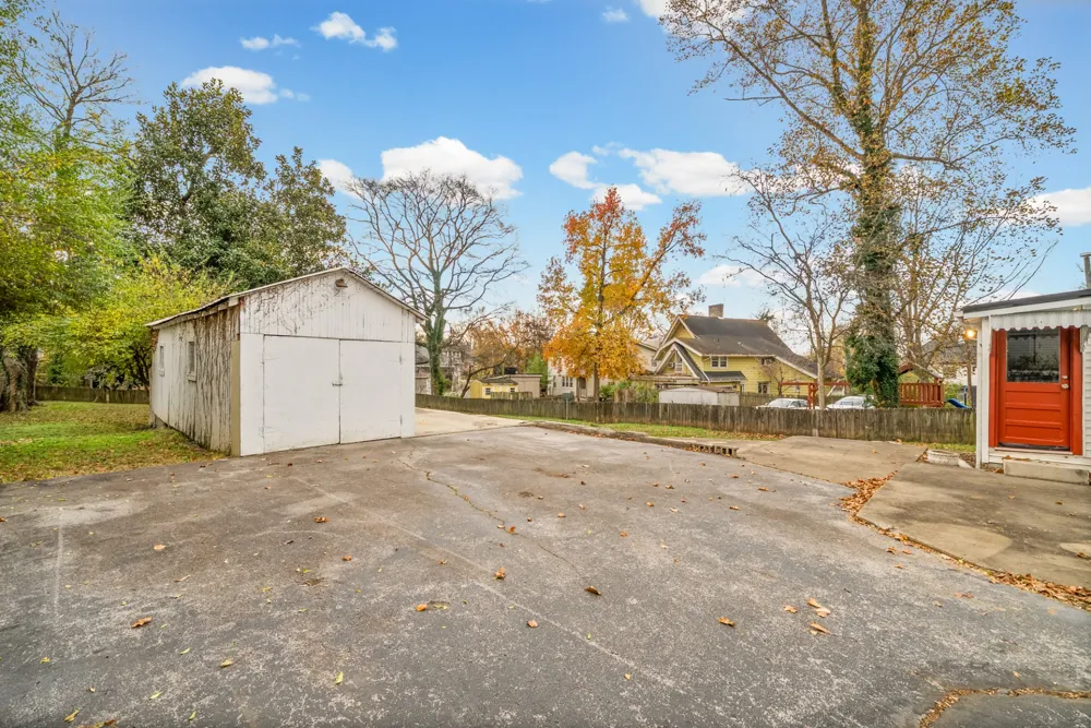 2120 S Main St Hopkinsville, KY 42240