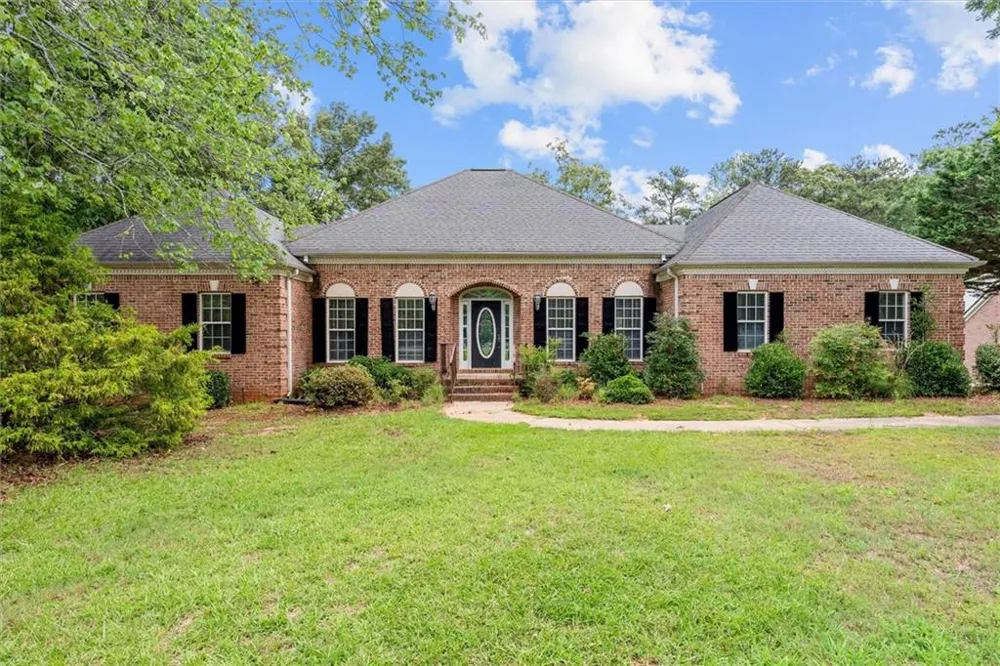 9790 Court Lynn Lane Winston, GA 30187