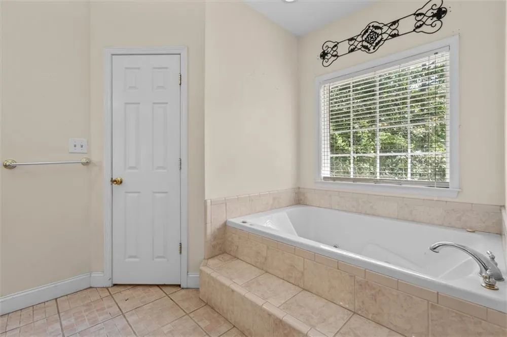 9790 Court Lynn Lane Winston, GA 30187