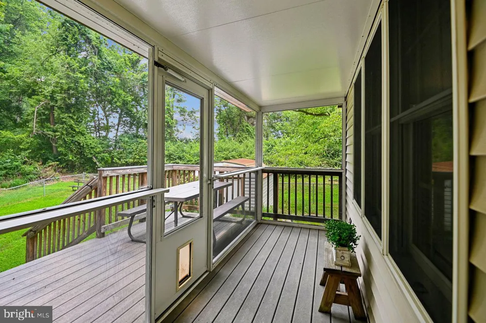 289 BROCK BRIDGE ROAD Laurel, MD 20724