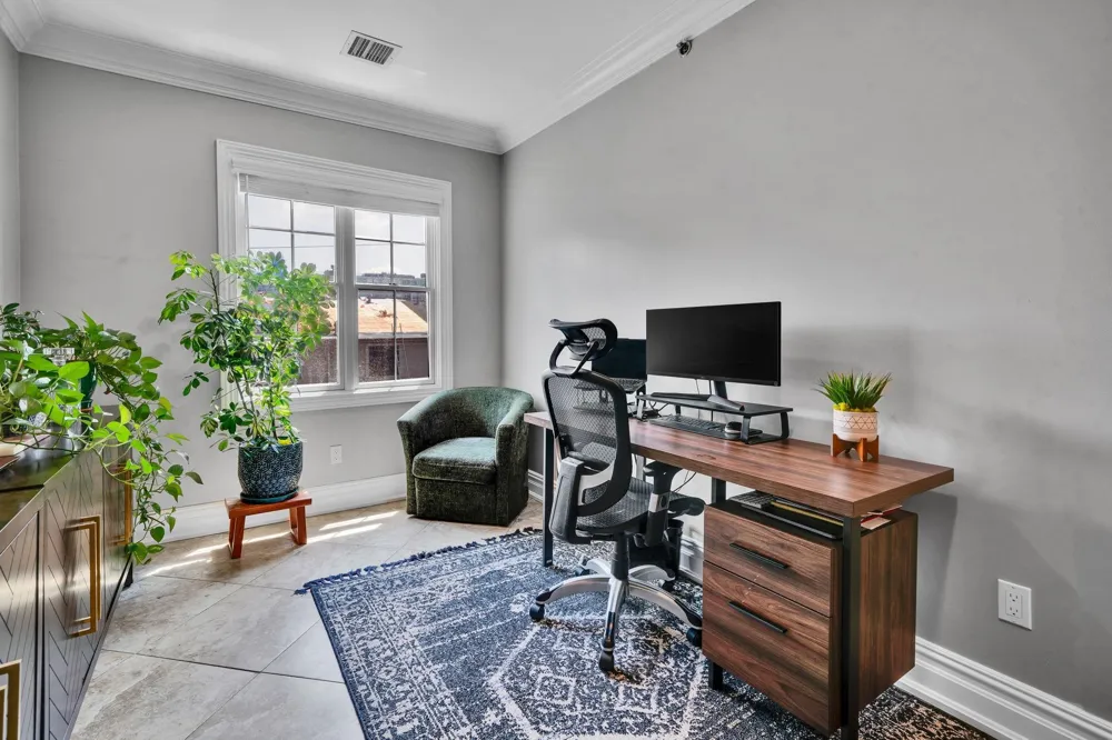 5 GRAND ST Weehawken, NJ 07086