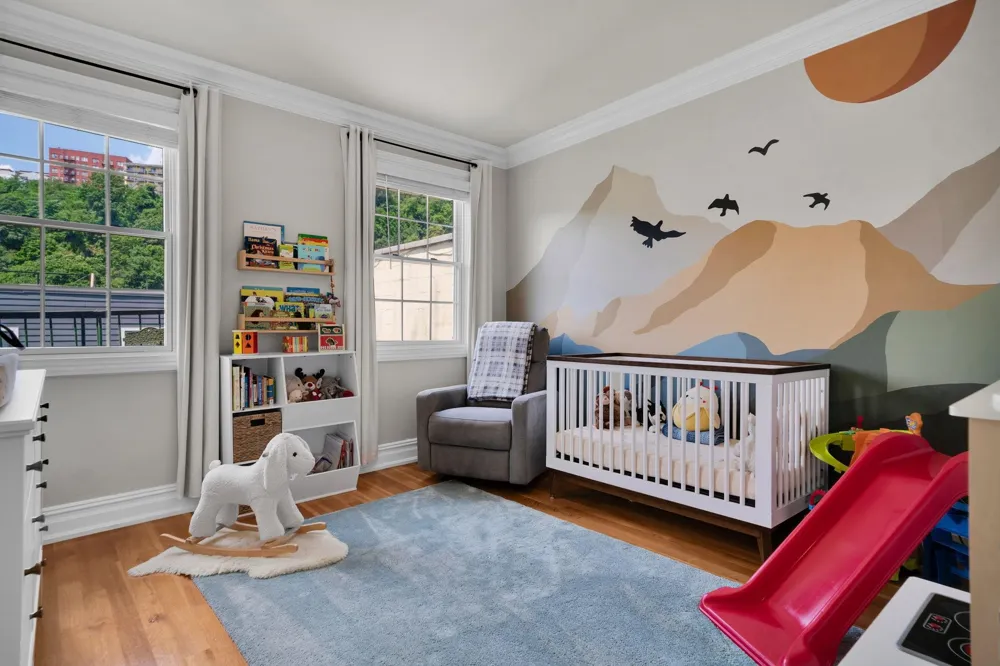 5 GRAND ST Weehawken, NJ 07086