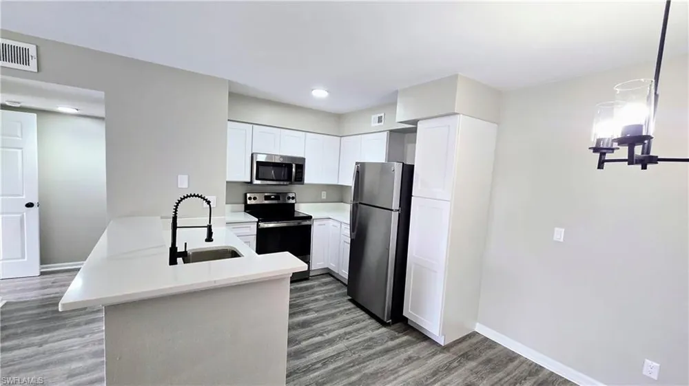 13545 Eagle Ridge Drive #826 Fort Myers, FL 33912
