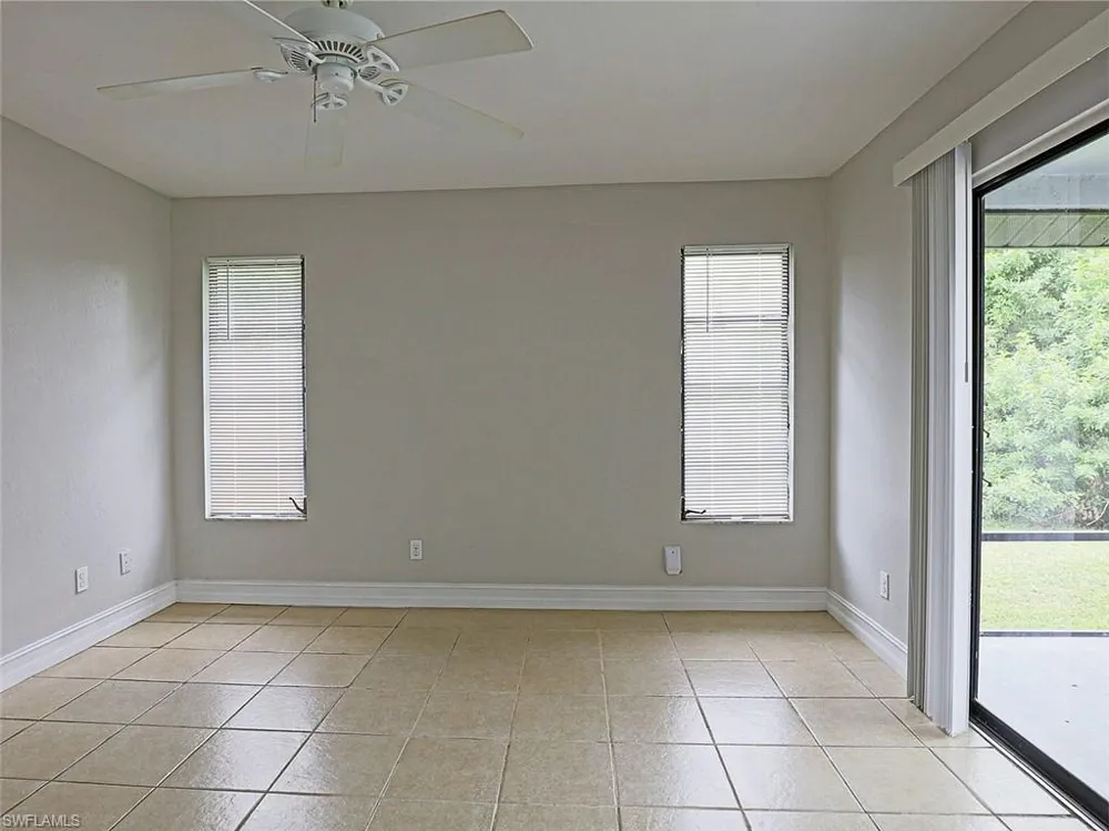 3725 Skyline Boulevard Cape Coral, FL 33914