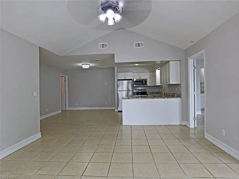 3725 Skyline Boulevard Cape Coral, FL 33914