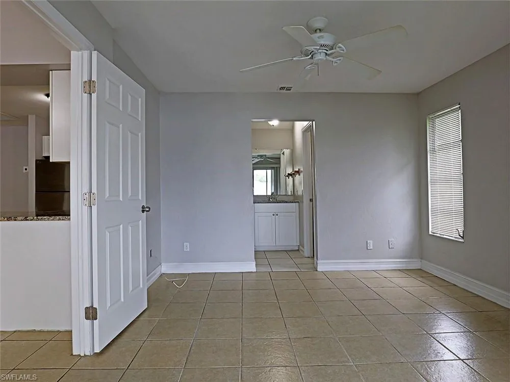 3725 Skyline Boulevard Cape Coral, FL 33914