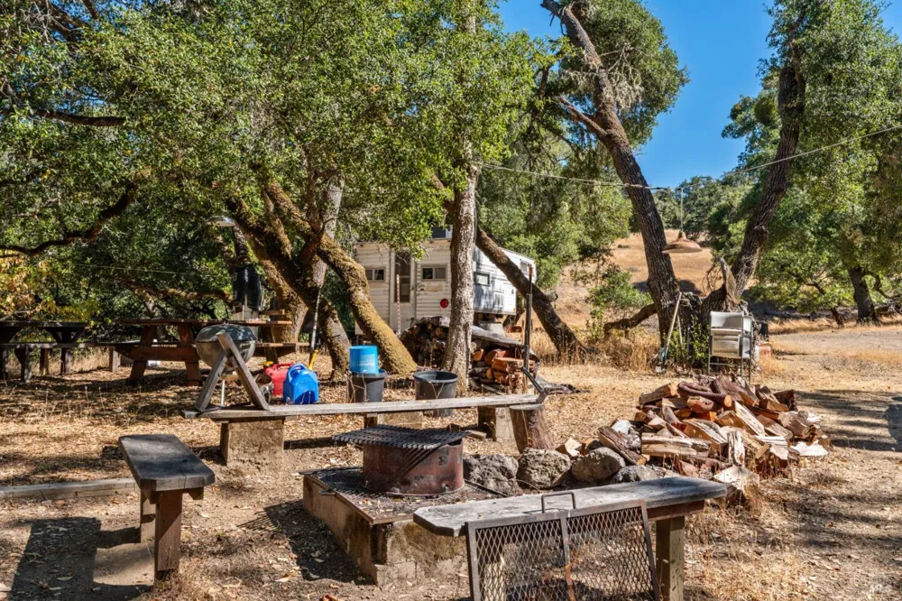 24051 Fig Tree Lane Yorkville, CA 95494