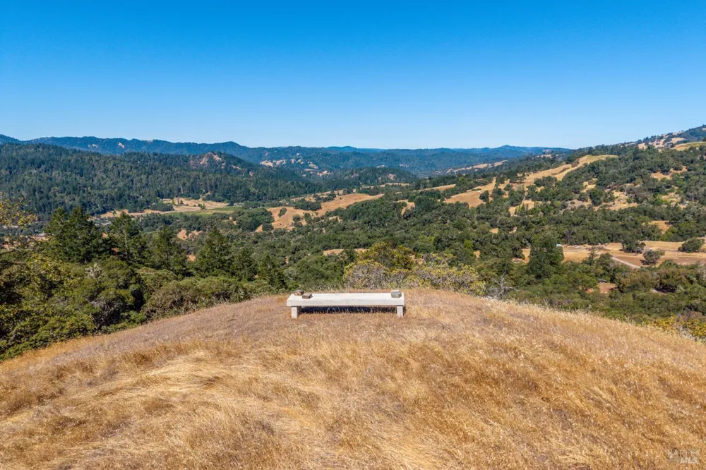 24051 Fig Tree Lane Yorkville, CA 95494