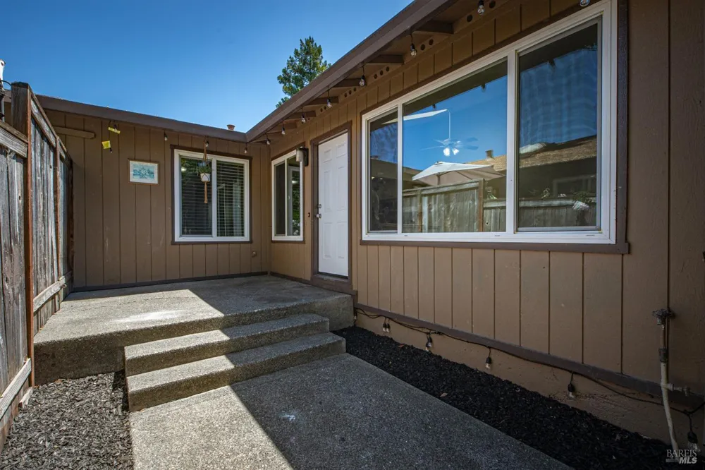 850 E Cotati Avenue ##3 Cotati, CA 94931