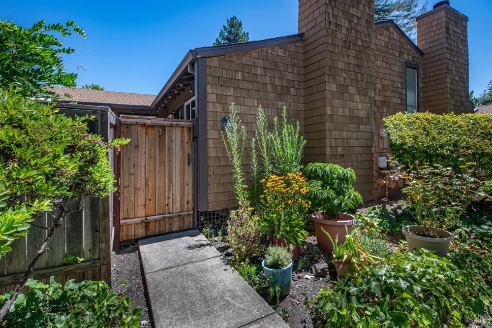 850 E Cotati Avenue ##3 Cotati, CA 94931