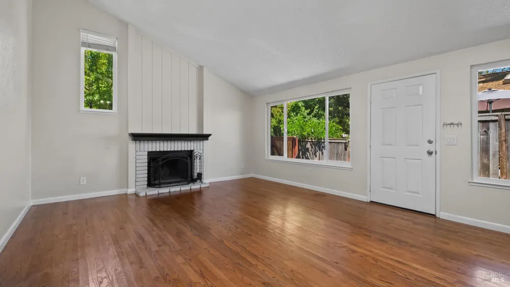 850 E Cotati Avenue ##3 Cotati, CA 94931