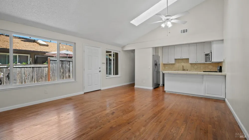 850 E Cotati Avenue ##3 Cotati, CA 94931