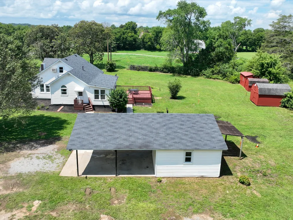 5011A Lascassas Pike Lascassas, TN 37085