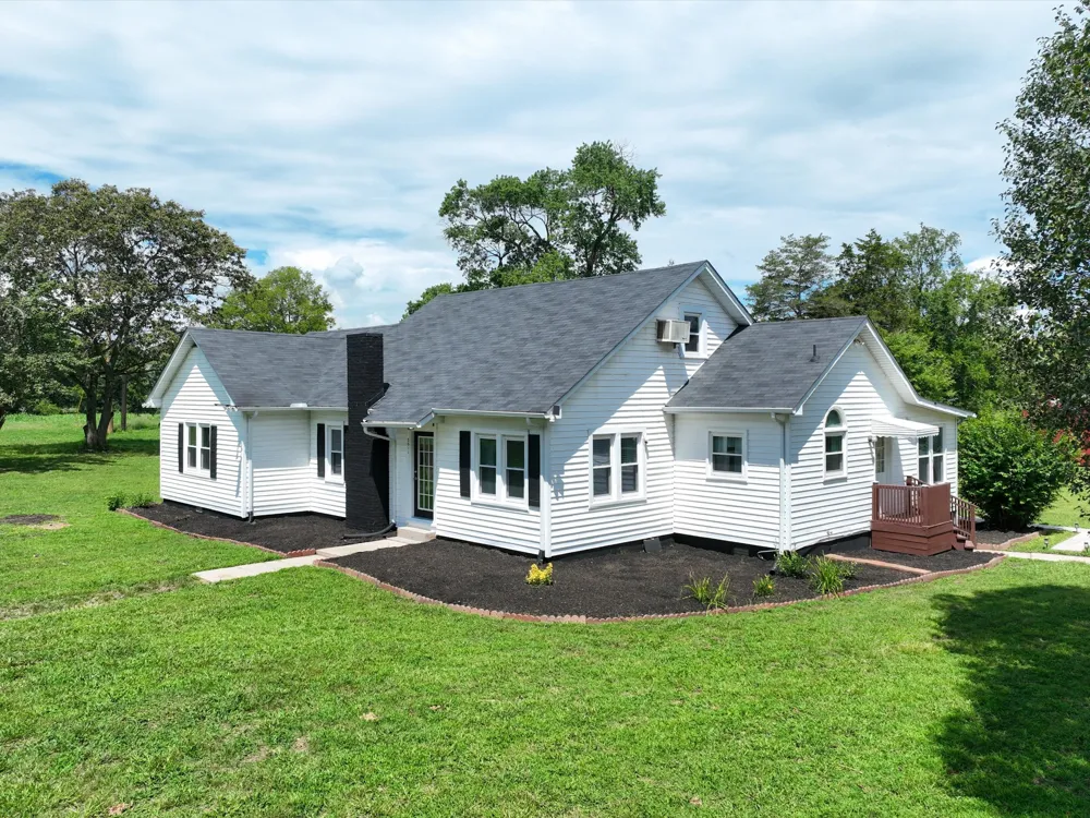 5011A Lascassas Pike Lascassas, TN 37085