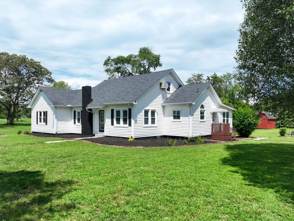 5011A Lascassas Pike Lascassas, TN 37085