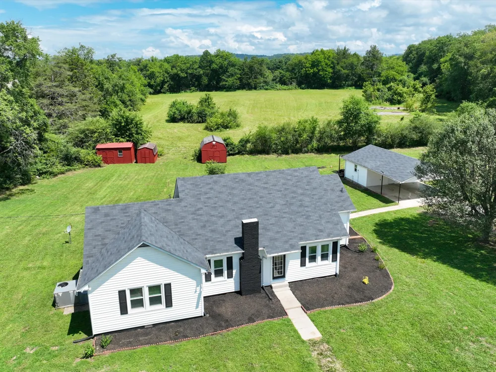 5011A Lascassas Pike Lascassas, TN 37085