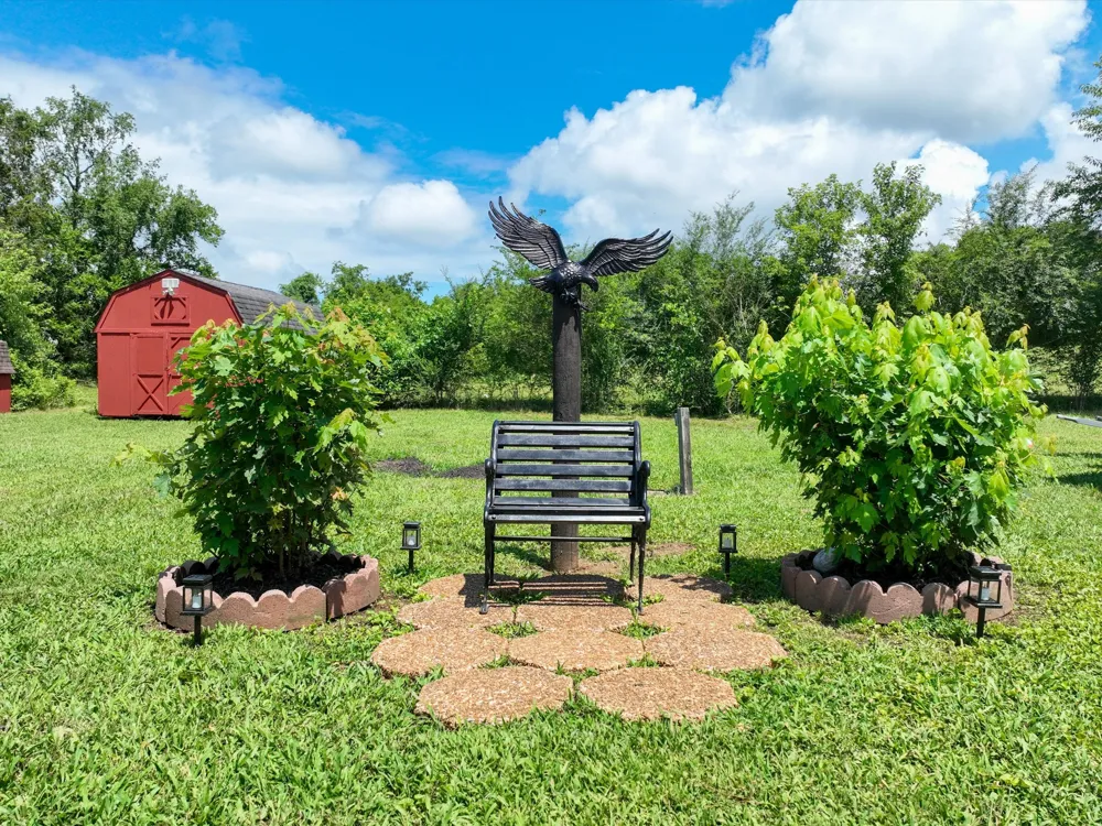 5011A Lascassas Pike Lascassas, TN 37085
