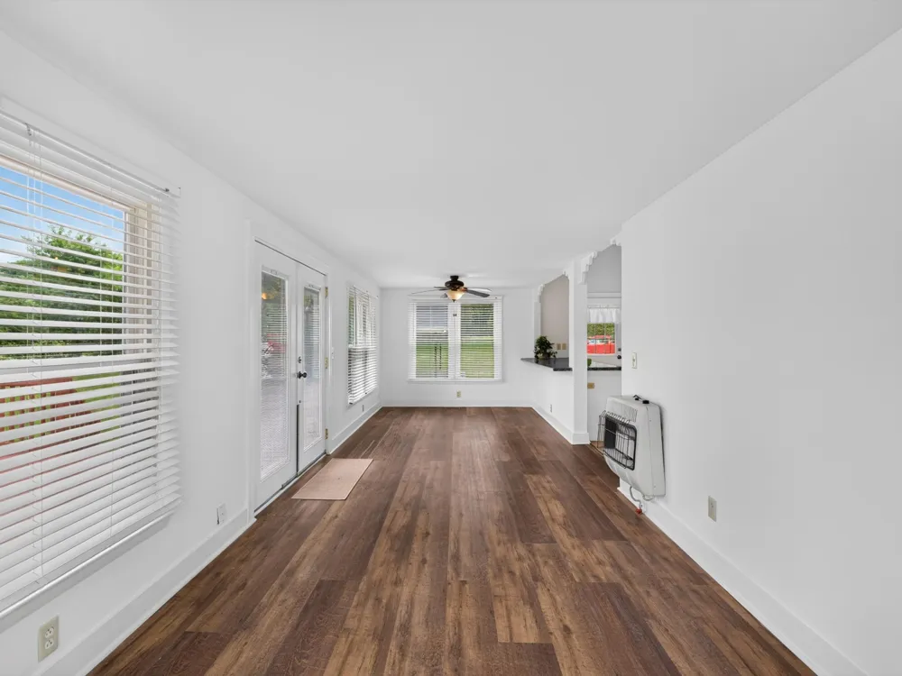 5011A Lascassas Pike Lascassas, TN 37085