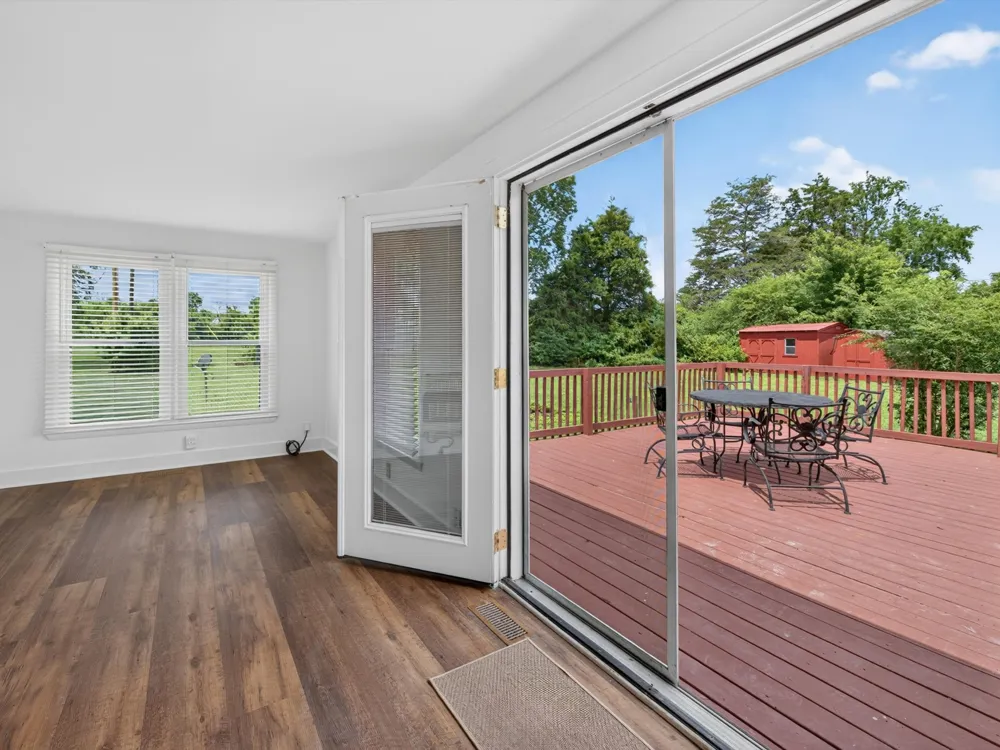 5011A Lascassas Pike Lascassas, TN 37085