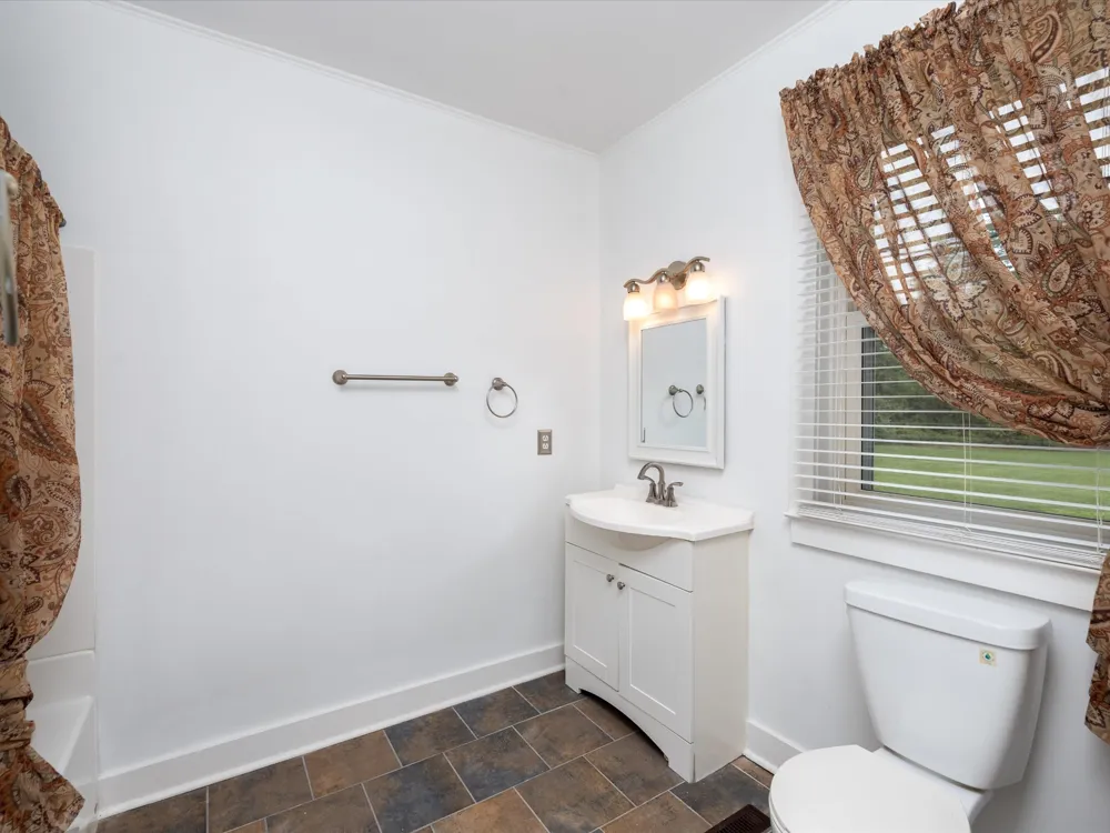 5011A Lascassas Pike Lascassas, TN 37085