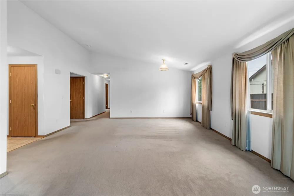 1304 NW 19 COURT Battle Ground, WA 98604
