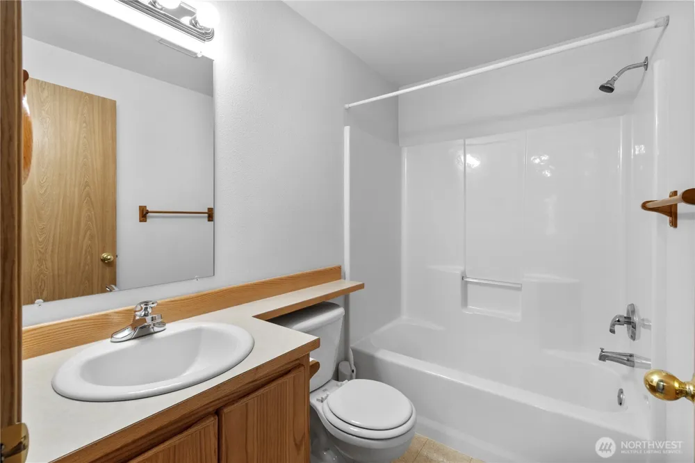 1304 NW 19 COURT Battle Ground, WA 98604