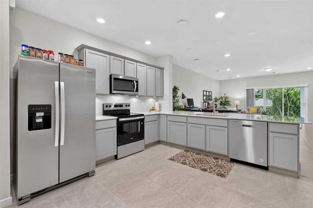 2033 CANNY COVE Winter Park, FL 32792