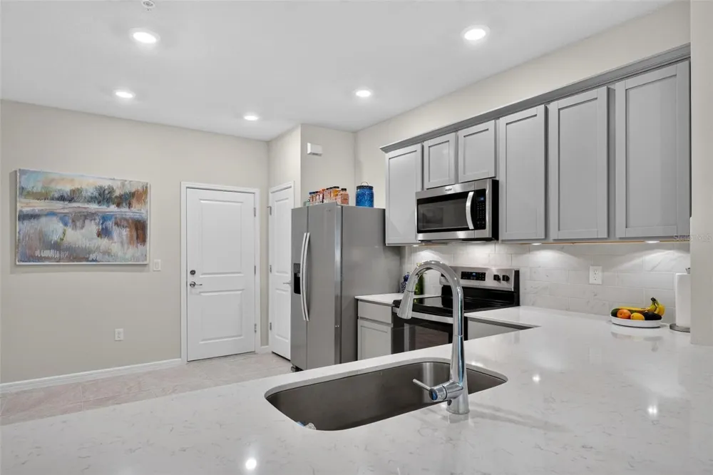 2033 CANNY COVE Winter Park, FL 32792