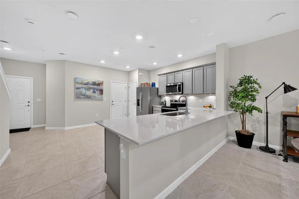 2033 CANNY COVE Winter Park, FL 32792
