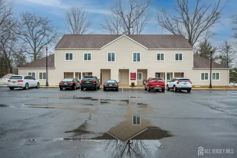 11 Clyde Road #201