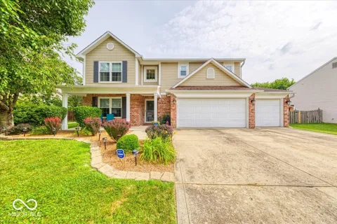 43 Pin Oak Court