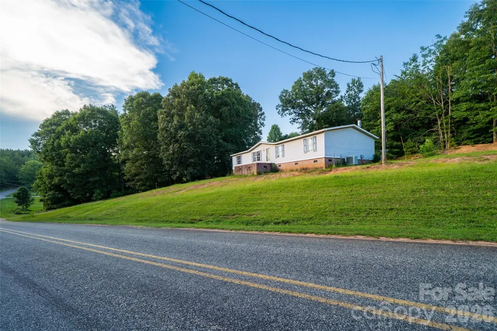 479 McDade Road Tryon, NC 28782