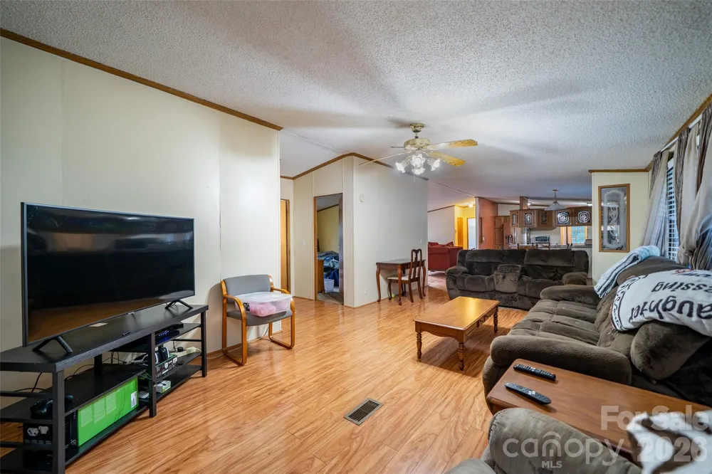 479 McDade Road Tryon, NC 28782