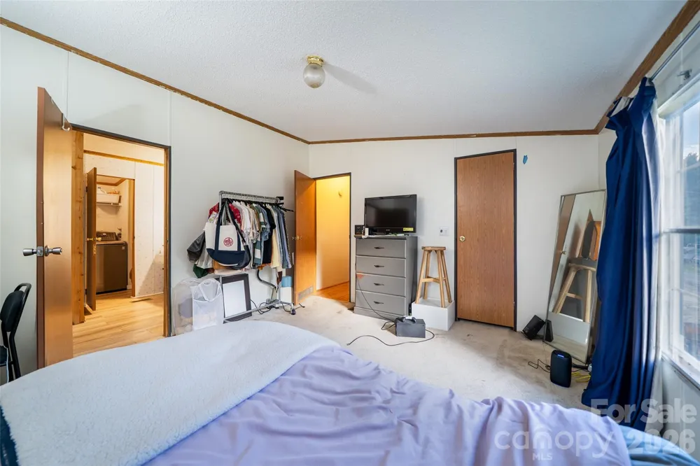 479 McDade Road Tryon, NC 28782
