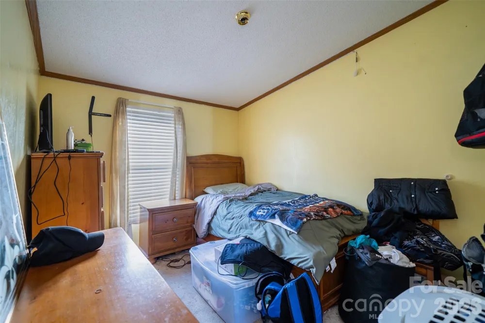 479 McDade Road Tryon, NC 28782